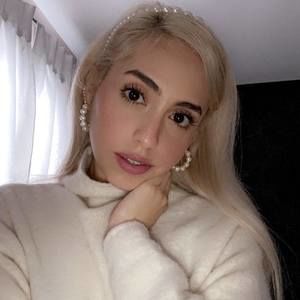 Meet your Posher, Wendy